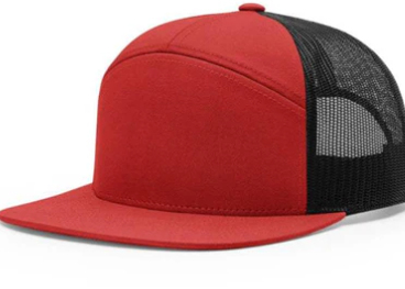 7‑Panel Flat‑Bill Trucker Hats with Engraved Patches for Modern, Brand‑Forward Merch