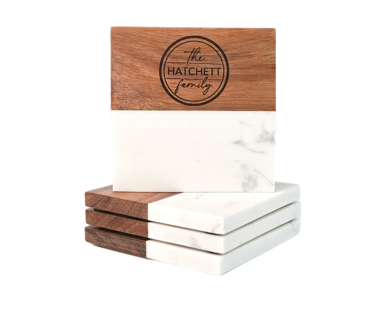 Marble & Wood Coasters – Personalized 4‑Piece Set with Display Stand